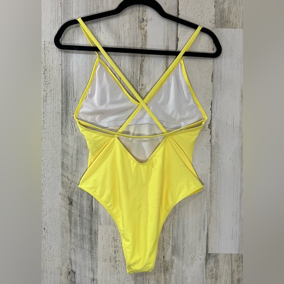 SHEIN One Piece Swimsuit High Hip Bright Summer Swim Bathing Suit Size Medium - Picture 15 of 16